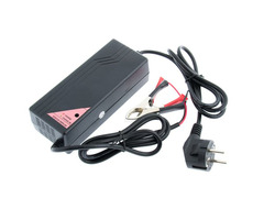 Avacom Ladegerät WILSTAR 12V 10A für Blei AGM & GEL Batterien (40 - 130Ah)