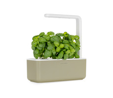 Click And Grow SMART Garden 3 beige / Smarter Blumentopf / automatische Bewässerung / 3x Wachstumskapseln (Basilikum)