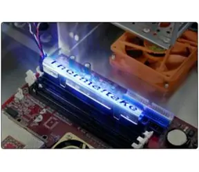Thermaltake CL-C0001 TrueLight Heat Spreader/Kühler für Speicher mit mehreren Modi