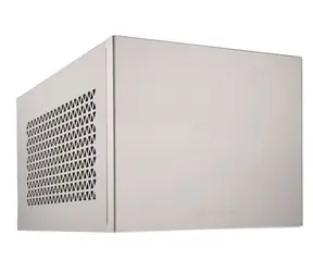 Silverstone SST-SG15S Sugo silber / Mini-ITX / 2x USB 3.0 + 1x USB-C / 1x 120mm / ohne Netzteil