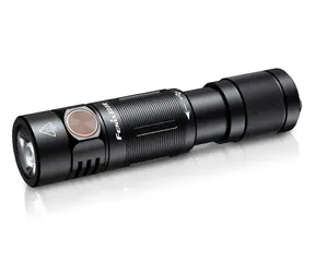 Fenix E05R / Schlüssellicht / 400 lm / Nachleuchten 64 m / 320 mAh / IP68