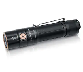 Fenix E35R / Taschenlampe / 3100 lm / Nachleuchten 260 m / Li- ION / IP68