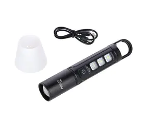 NILS Camp NC0003 / Multifunktionale LED-Taschenlampe / 800 lm