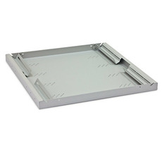 Triton Regal mit Perforation 1HE/950mm / schwarz / Tragkraft 80kg
