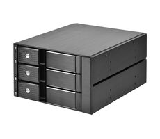 Silverstone SST-FS303-12G / Zwei 5,25"-Schächte auf drei 3,5"-Schächte / Hot-Swap-fähig