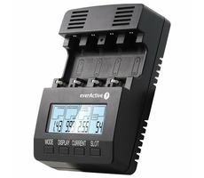 EverActive NC-3000 / Batterieladegerät / bis zu 4 AAA- oder AA-Batterien / LCD / Ni-MH