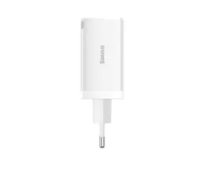 Baseus CCGP120202 GaN5 Pro Schnellladeadapter weiß / 2x USB-C / USB-A / 65W