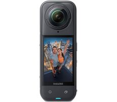 Insta360 X5 / Actionkamera / 8K / 360°-Video / Triple-AI-Chip / wasserdicht bis 15 m / 6-Achsen-Stabilisierung / 2400 mAh Akku