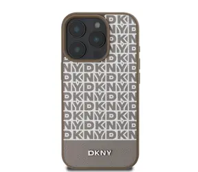 DKNY MagSafe-Rückseite aus PU-Leder mit wiederkehrendem Muster und Streifen auf der Unterseite für Apple iPhone 16 Pro Max, Braun