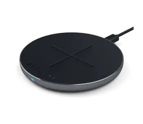 Satechi Kabelloses Aluminium-Ladegerät, grau / Kabelloses Ladegerät / USB-C / Qi / 10 W
