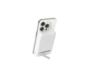 Belkin BOOST CHARGE Qi2 Magnetische kabellose Powerbank mit Ständer 8000 mAh weiß / 15 W