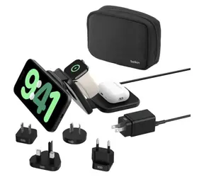 Belkin BOOST CHARGE PRO Qi2 Kabelloses, faltbares Reiseladegerät 3-in-1 Schwarz / 25 W / Mehrere Adapter