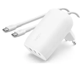 Belkin BOOST CHARGE Ladegerät weiß / Ladegerät / 3x USB-C / 67W / PD / mit 1m USB-C-Kabel