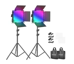 Ausgepackt - NEEWER 660 PRO II RGB - LED-Videoleuchte mit drehbaren Armen / 50 W / 3200-5600 K / CRI 97+ / Stative / ausgepackt