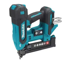 Makita DST630Z / Akku-Tacker / 18 V / Klammerlänge 9,5-38 mm / Ohne Akku