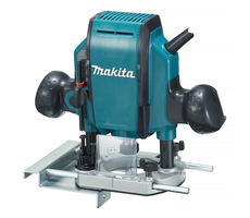 Makita RP0900J / Flächenfräsmaschine / 900 W / Hubhöhe 0-35 mm / 27.000 U/min / Wellenklemmung 6-8 mm
