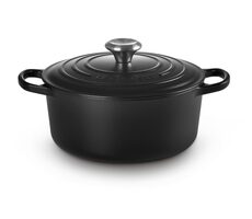 Le Creuset Signature Topf mit Deckel 24 cm schwarz