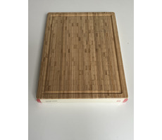 Zwilling 30772-400 / Holzschneidebrett / Bambus / 42 x 31 x 4 cm / 3,5 kg