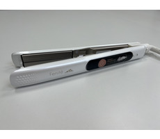 ETA Fenite 3337 90000 weiß / Dampf-Haarglätter / 40W / Platten 25x90,5 mm / 4 Temperaturen 160-220°C / Tank 7,5 ml