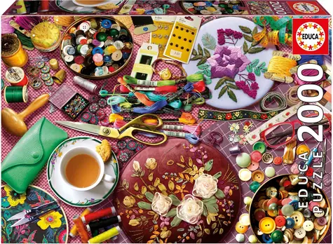 Educa Puzzle-Nähtisch / 2000 Teile