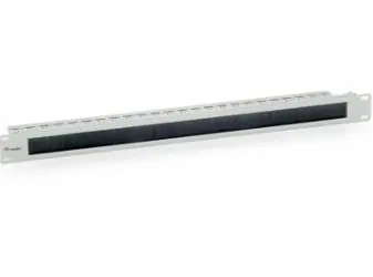 Equip schwarz / Durchgangsblende mit Bürste / 1 HE / 48,3 cm (19")