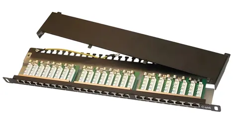 Xtendlan Patchpanel 19" / 0,5 HE / 24 RJ-45-Ports / Cat6 / geschirmt / schwarz
