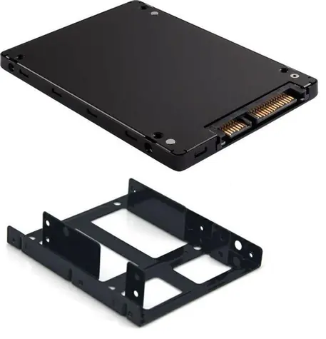 CoreParts SSD 512 GB / SSD / 3,5" / SATA III / TLC / Lesegeschwindigkeit 550 MB/s