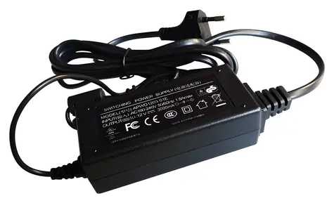 Xtendlan Netzteil 12V/3A / Netzteil / 100-240V AC / 12V/3A DC / Klinkenstecker 5,5/2,1 mm