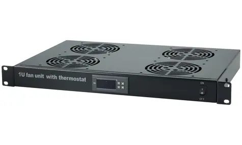 Xtendlan Lüftungssystem für 1 HE / Lüftungseinheit / Thermostat / 4 Lüfter / Tiefe 350 mm
