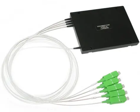Xtendlan Optischer Splitter 1:4 / Optischer Splitter / SC / APC / Singlemode PLC / 1260-1650 nm / 1 m