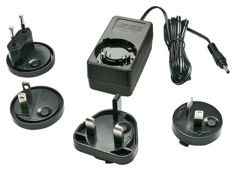 Lindy ECO MC 5V/3A / Netzteil / 15 W / austauschbare Anschlüsse / Kabel 1,5 m