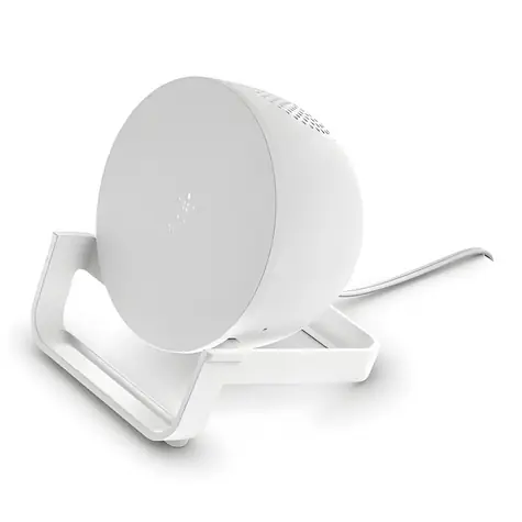 Belkin BoostCharge AUF001VFWH weiß / Kabelloses Ladegerät mit Lautsprecher / 10 W / Qi / Bluetooth