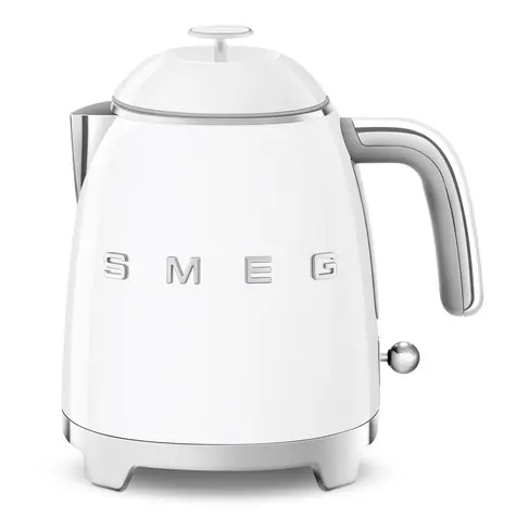 Ausgepackt - SMEG Mini-Wasserkocher im Retro-Stil der 50er Jahre, weiß / 0,8 l / 1400 W / ausgepackt