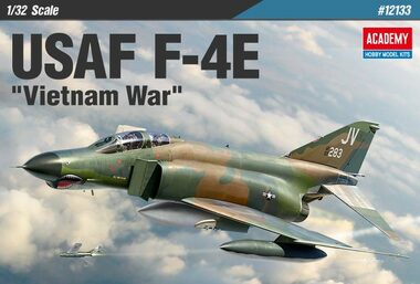Academy 12133 USAF F-4E „Vietnamkrieg“ / Plastikmodell / 1:32