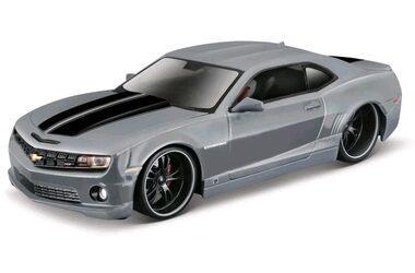 Maisto - Bausatz Chevrolet Camaro SS 2010, grau / Maßstab 1:24 / ab 3 Jahren