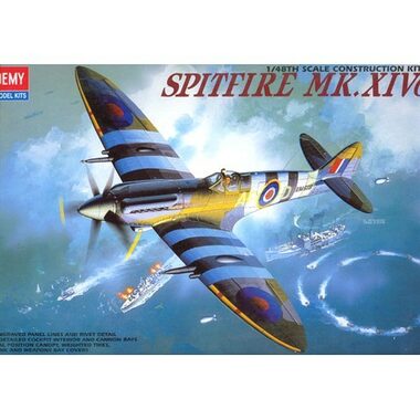 Academy 12274 Supermarine Spitfire Mk.XIVc / Plastikmodell / 1:48 / ab 14 Jahren