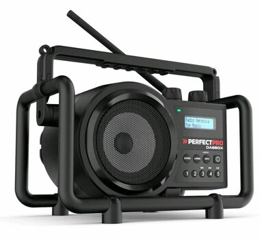 PerfectPro DABBOX schwarz / Kombiniertes Einbauradio / 4xLR14 / FM / DAB+ / AUX / BT / ohne Batterien