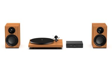 Pro-Ject Colourful Audio System E Walnut / All-in-One-HiFi-System mit Plattenspieler  