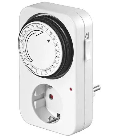 MicroConnect Zeitschaltuhr mit LED / 24h / analog