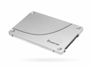 Solidigm D3-S4620 3,84 TB / 2,5" / SATA III