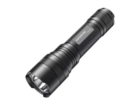 Superfire L6-U Taschenlampe schwarz / 1480lm / USB-C