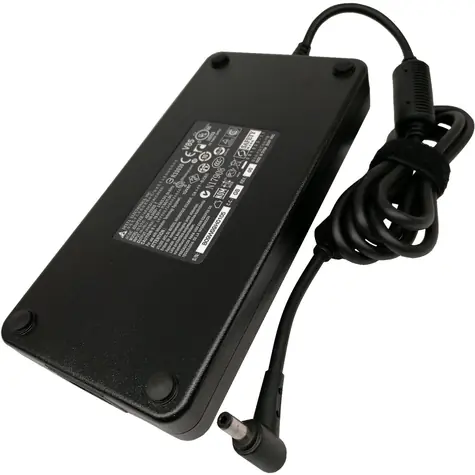 Ausgepackt - MSI -Netzteil 230 W 19,5 V für MSI: Creator 17 A10SF, Creator 17 A10SFS und Creator 17 A10SGS / ausgepackt