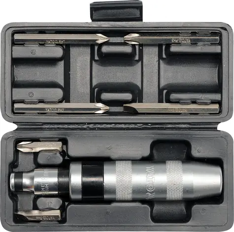 YATO Metall-Schlagschrauber mit Zubehör, 7-teilige Box