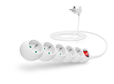 Connect IT Verlängerungskabel 230V 5 Steckdosen 3 ms mit Schalter weiß